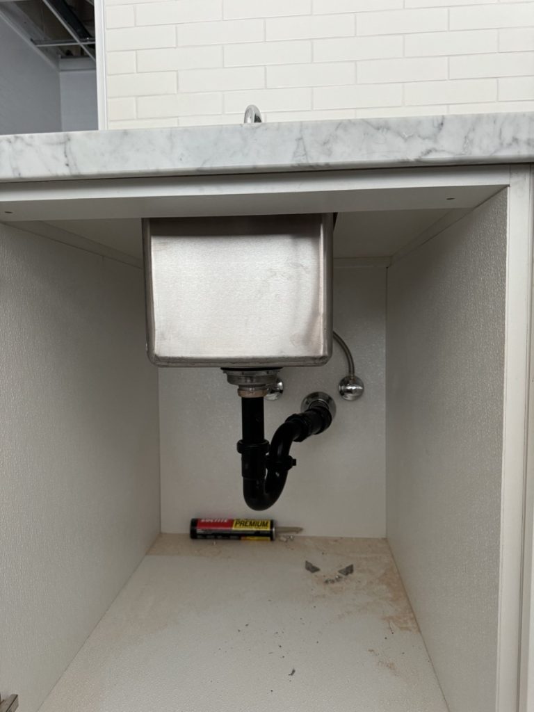 Kitchen sinks, clogged drain cleaning services in Hillside, CA at 3Ten Plumbing